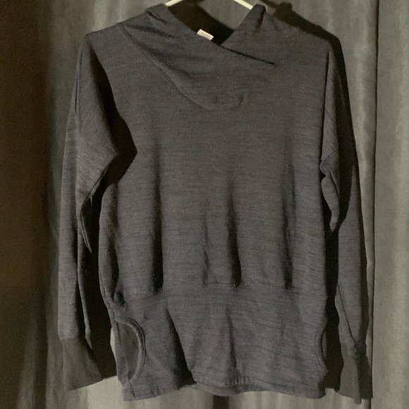 Light grey and dark grey sweater - Picture 4 of 5